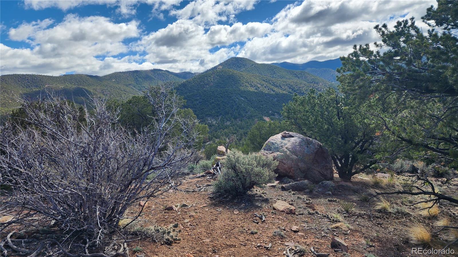 5040 & 5041 Mamouche Road