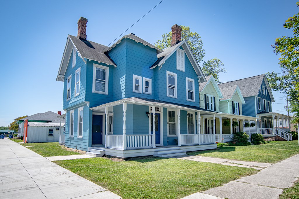 340 Randolph Ave 604