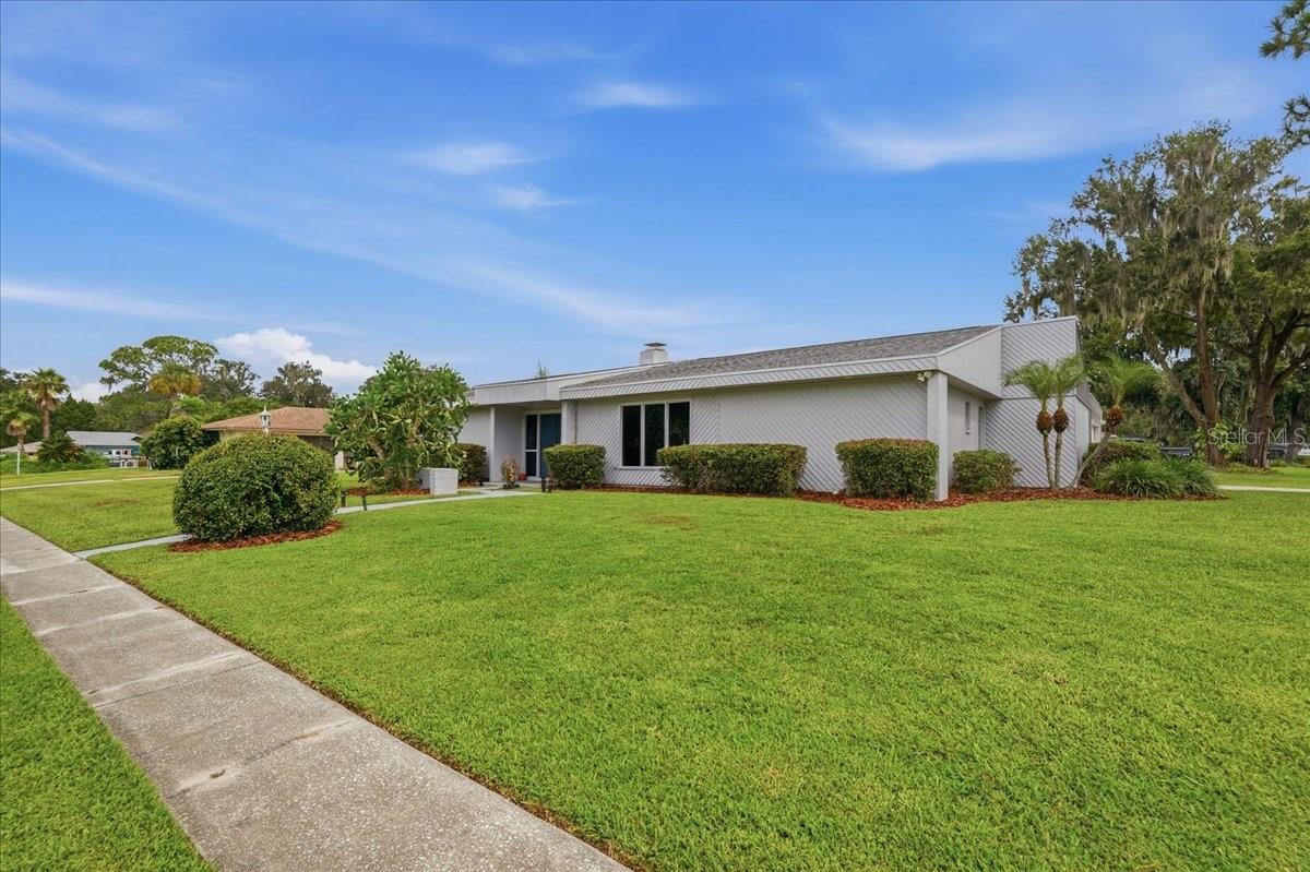 107 Elm Square S