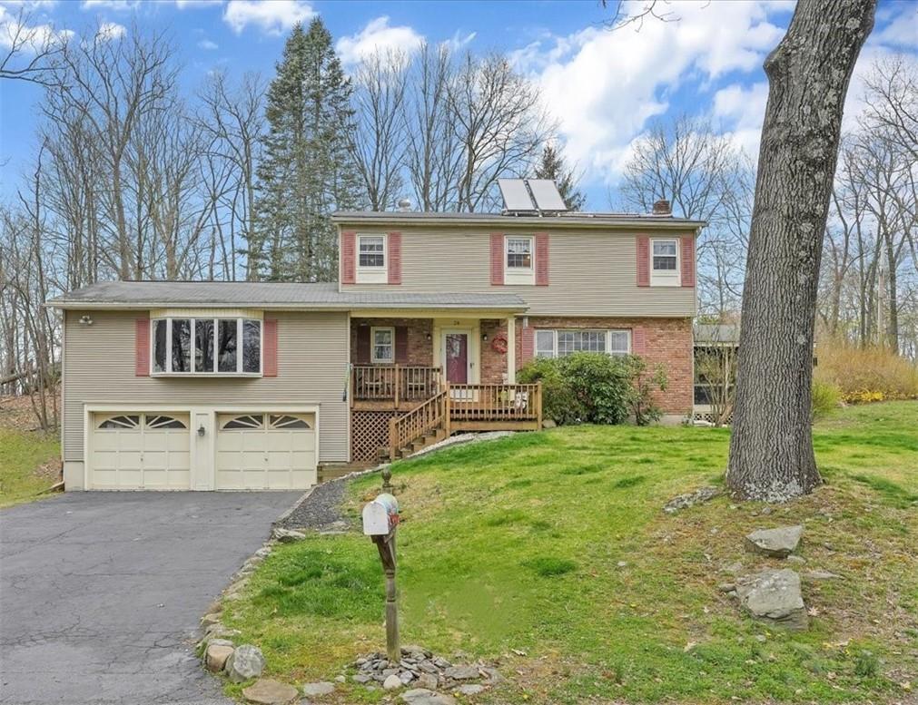 24 Oakcrest Drive