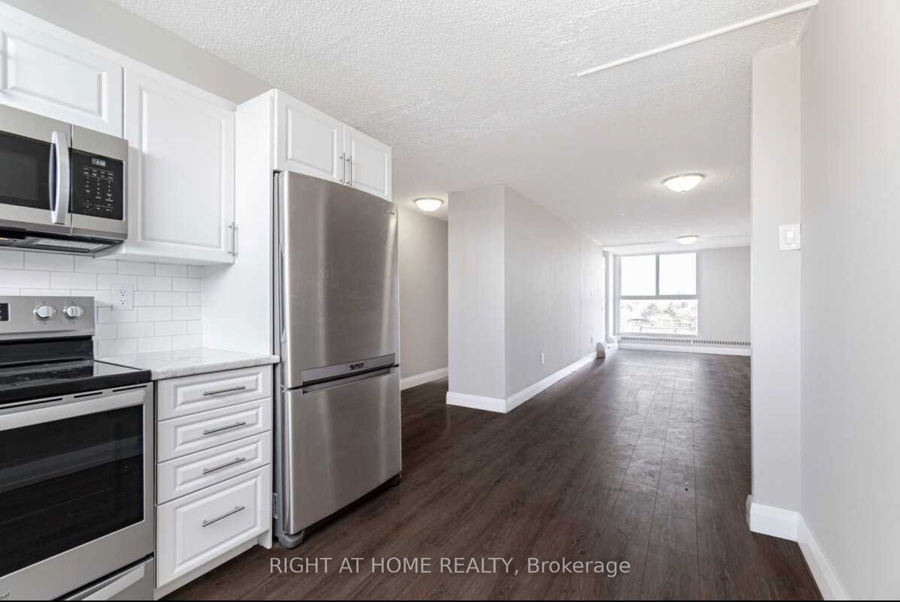 4673 Jane St 621