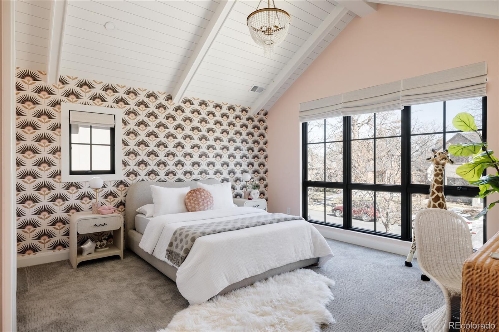 1641 S Corona Street