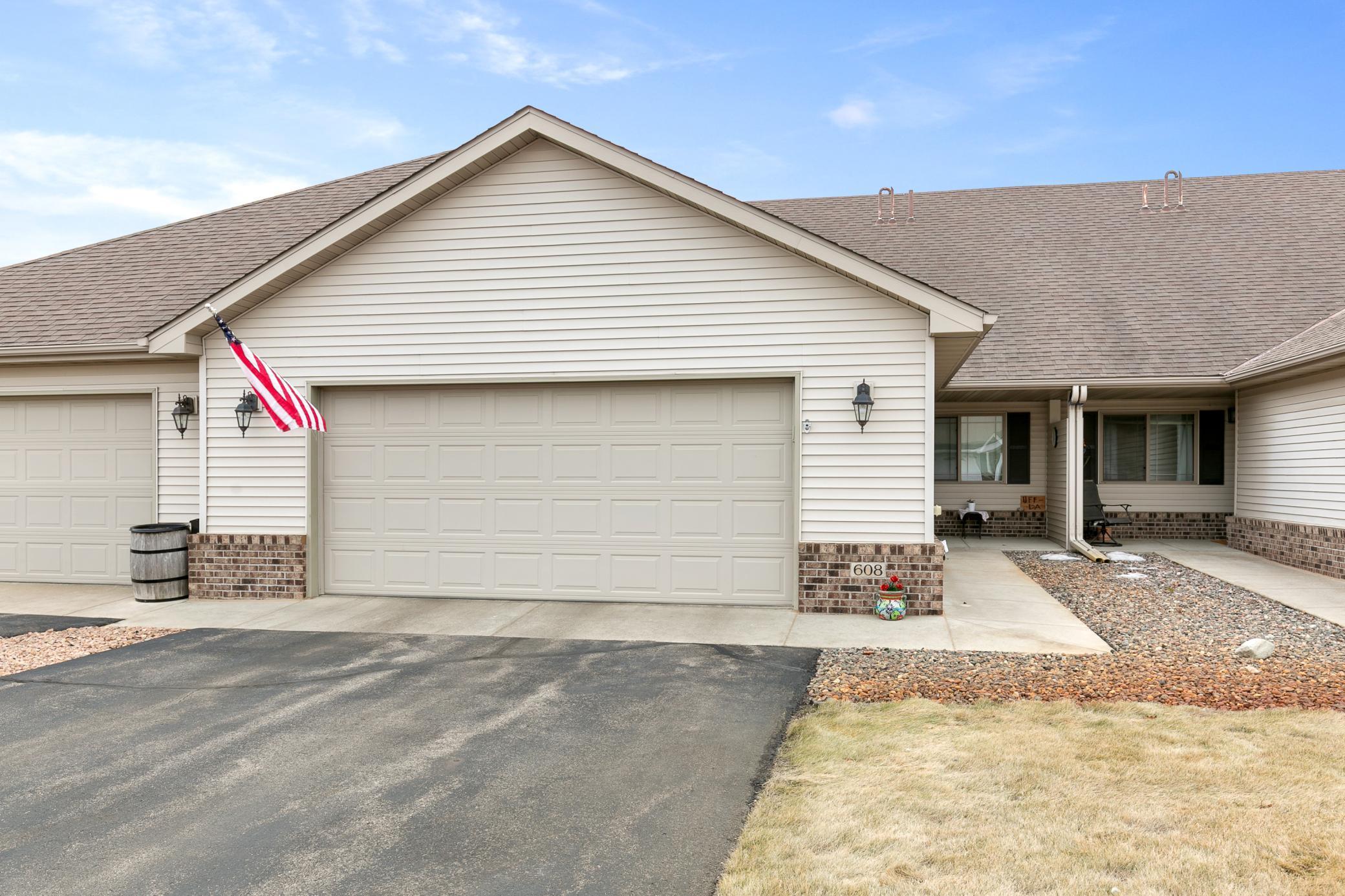 608 Graceview Drive, Saint Joseph, MN 