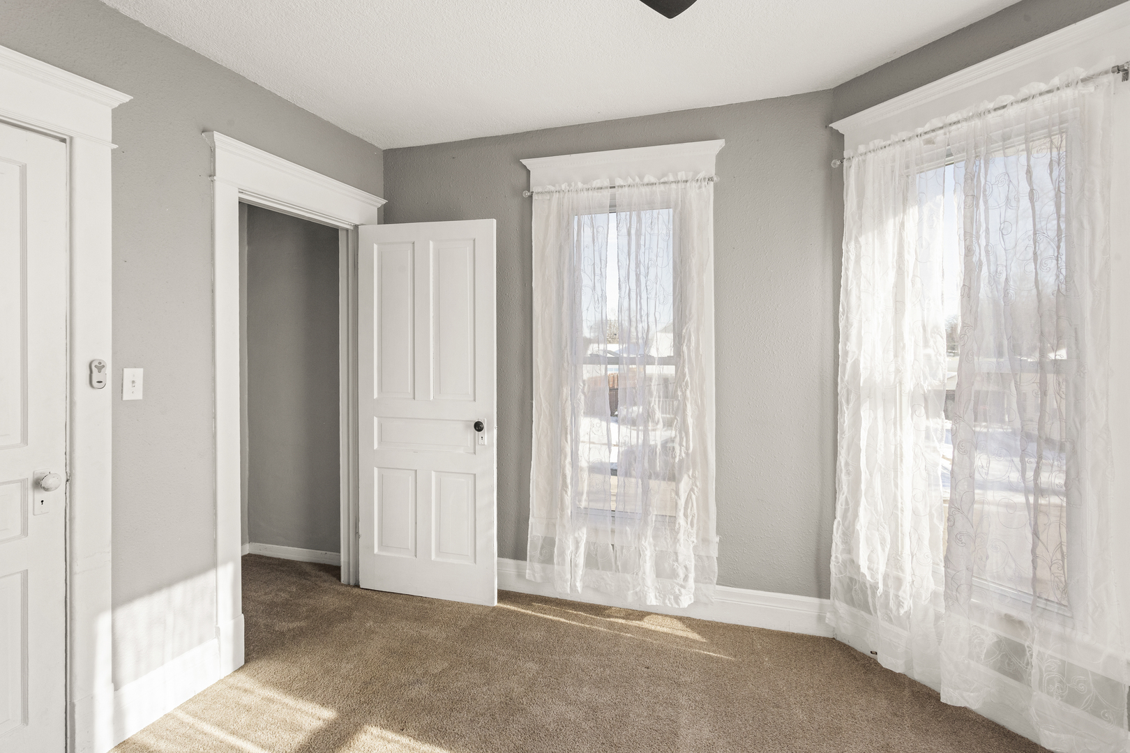 206 N Buchanan Street