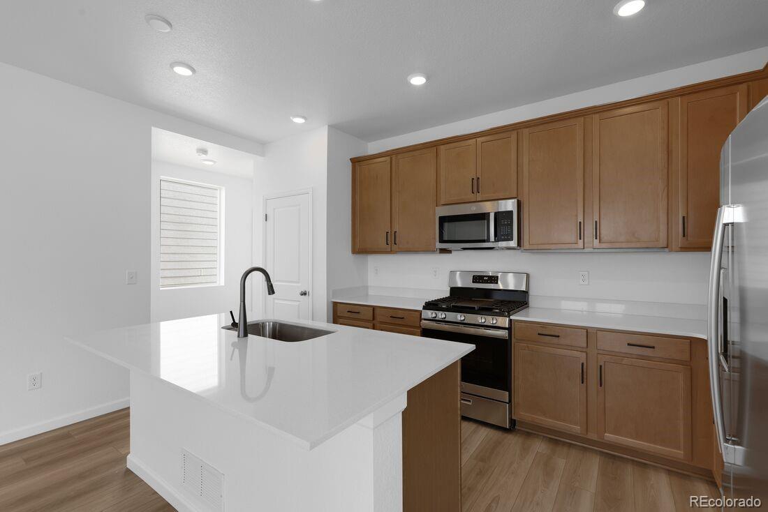 1177 Prospect Aly