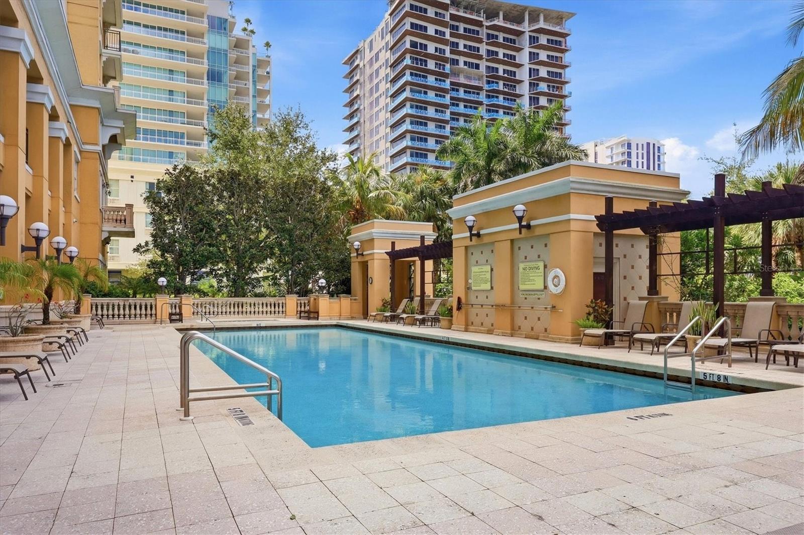 750 N Tamiami Trail 517