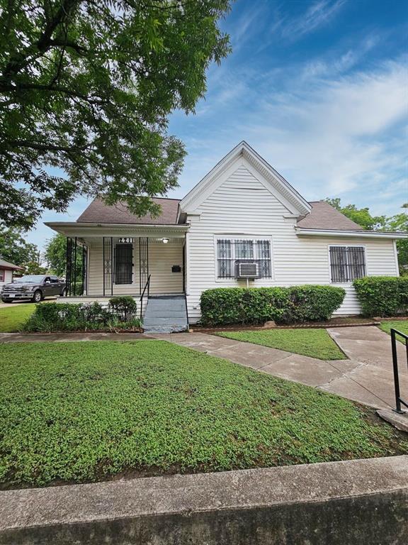 Charming Farmhouse on Oversized Double Lot – Over One-Third Acre!  Nestled beneath mature pecan trees, this 4-bedroom farmhouse offers timeless charm and unlimited potential. Situated on a spacious double lot, this home invites you to sip your morning coffee on the welcoming front porch while enjoying the peaceful neighborhood vibe.  Step inside to discover original details waiting to be restored and revitalized. The expansive backyard is a true highlight—ideal for entertaining, gardening, or future expansion.  Located just minutes from the iconic Fort Worth Stockyards, this property presents a rare opportunity to own a piece of Fort Worth with room to grow. Whether you're looking to renovate for personal use or invest in a prime location, this home offers the perfect canvas.  Sold As-Is – bring your vision and unlock the value!