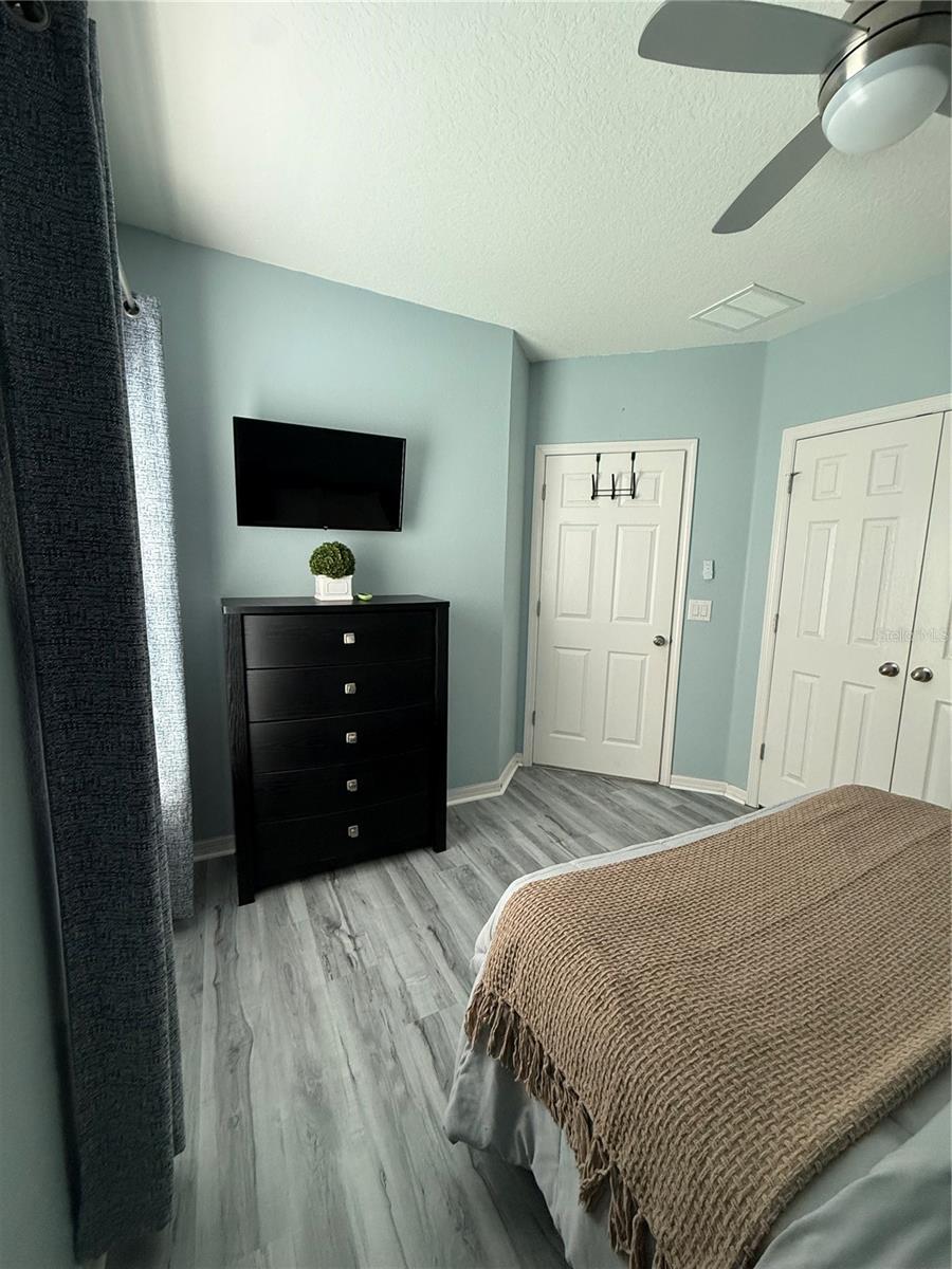 2600 Wadeview Loop
