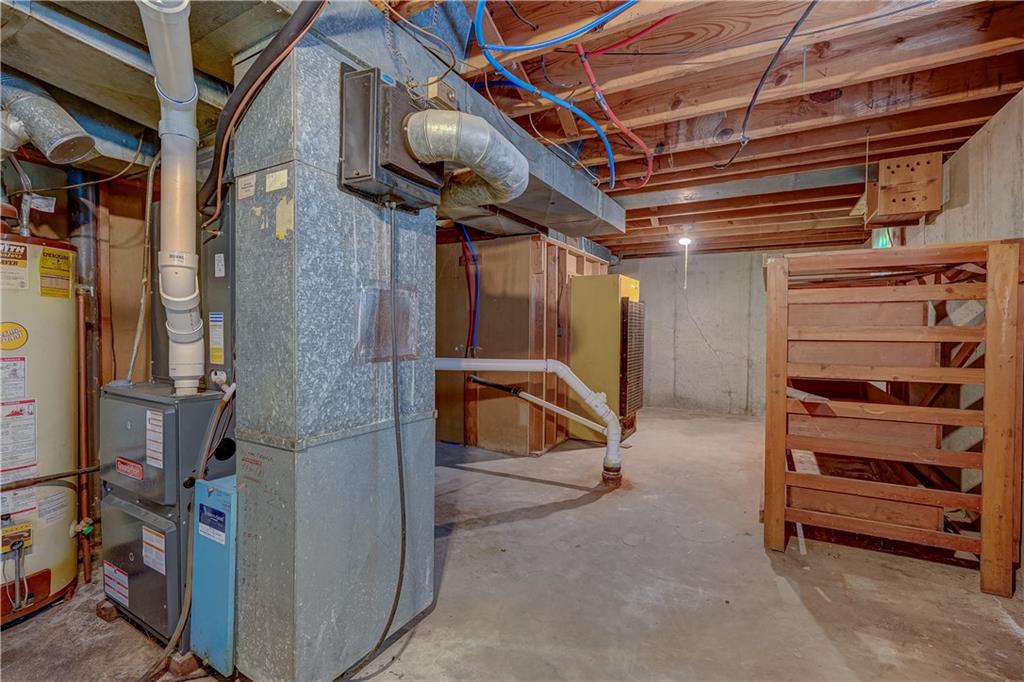 6830 NW Prairie View Road