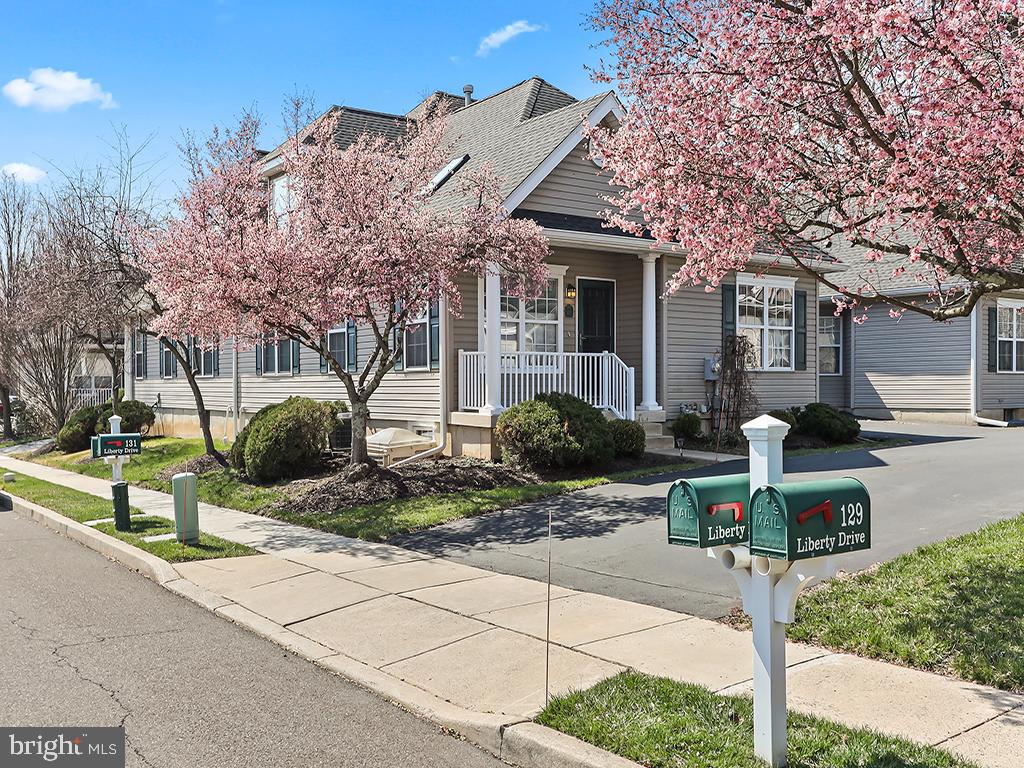 132 Liberty Dr  
