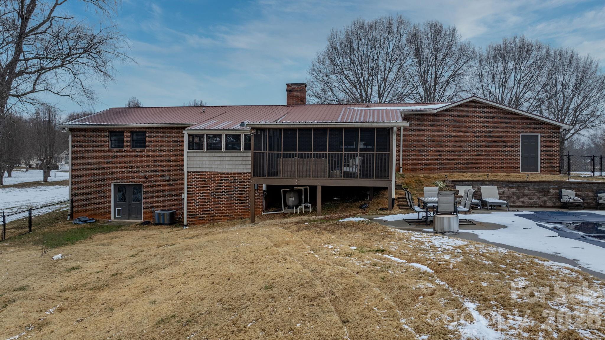 1621 Dakota Drive