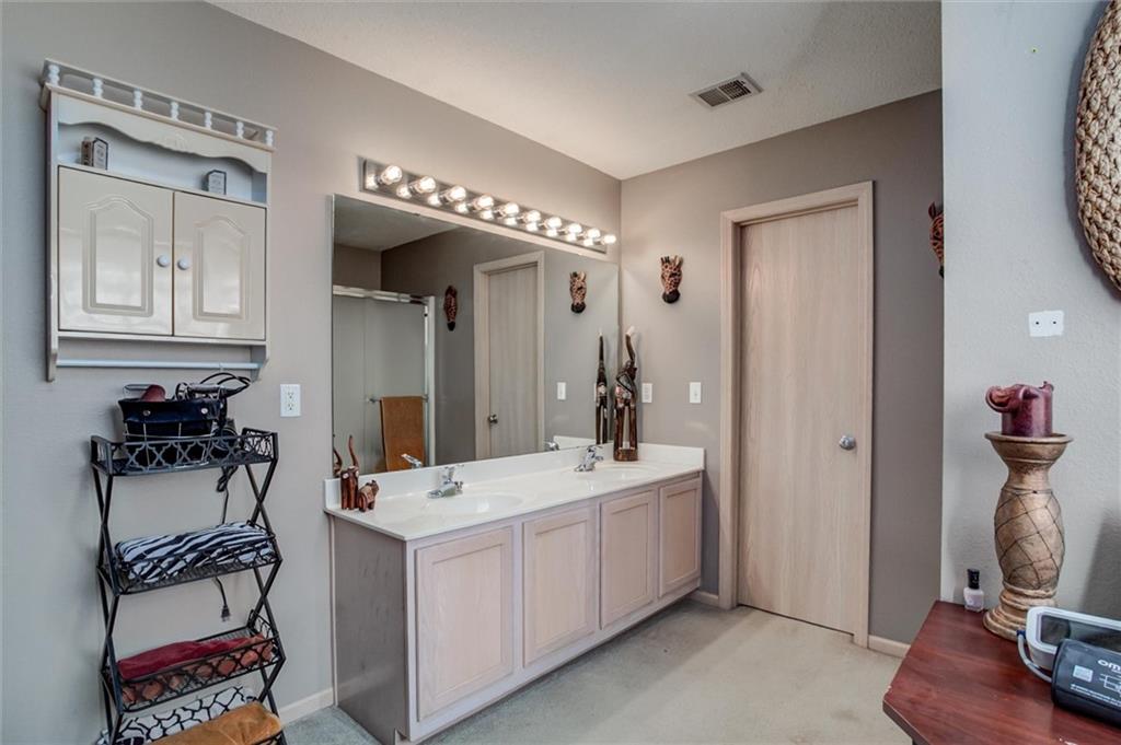 8146 N Elmwood Avenue