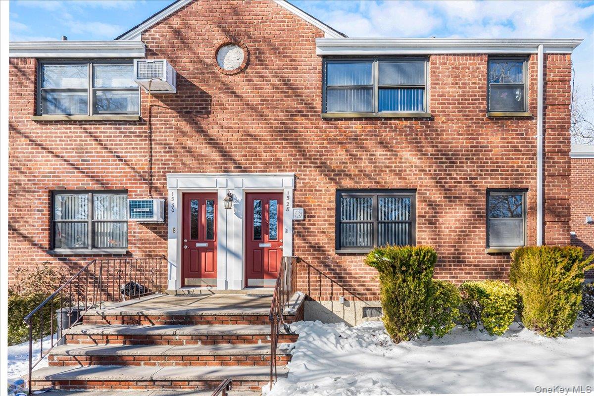 Welcome to this beautifully maintained one-bedroom lower corner unit in the highly desirable Clearview Gardens community in Whitestone. This bright and inviting home features a spacious living and dining area with gleaming hardwood floors and excellent natural light thanks to its corner exposure. The updated kitchen features warm wood cabinetry and luxurious vinyl flooring, blending style and functionality. The windowed bathroom is tastefully finished with elegant tilework and a glass-enclosed shower. The bedroom is spacious with ample closet space, offering comfort, and the in-unit washer and dryer add convenience. Ideally located near local buses to Flushing, express buses to NYC, shopping, dining, schools, and major highways for an easy commute. Maintenance includes real estate taxes, heat, water, and electricity, offering exceptional value. A wonderful opportunity to own a charming corner unit in one of Whitestone’s most sought-after communities.