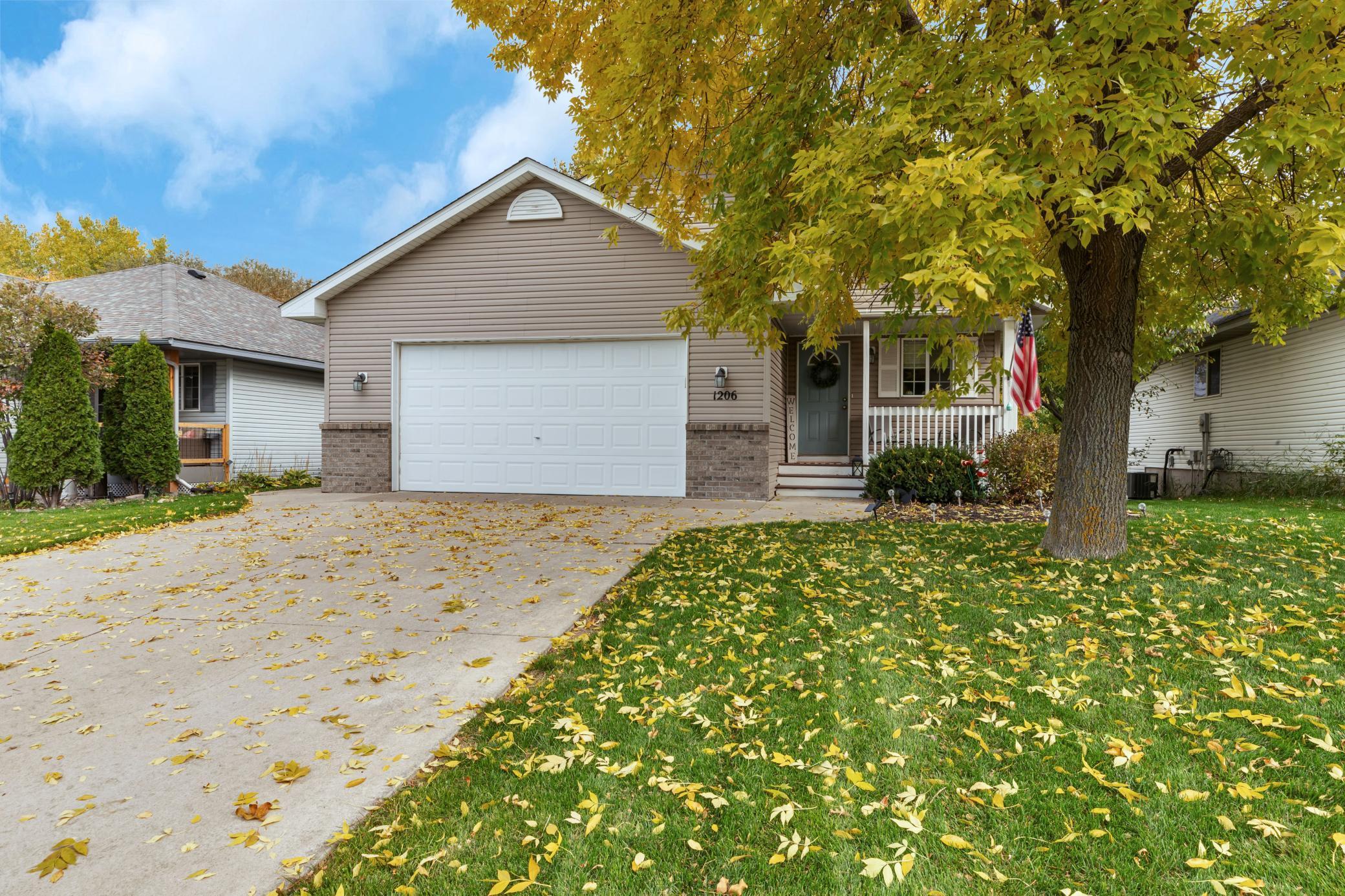 1206 Leo Lane
