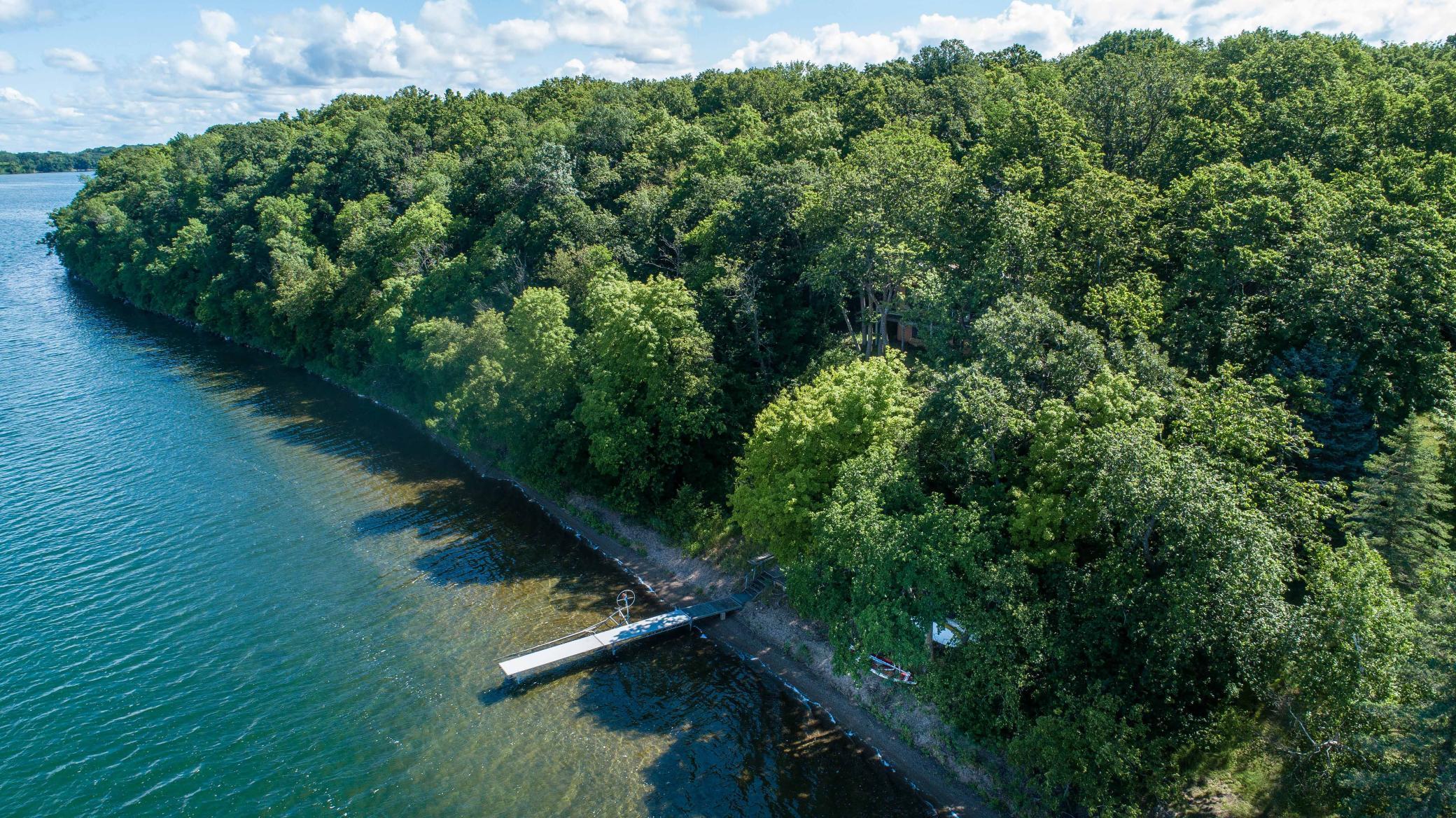 39060 Peninsula Lane