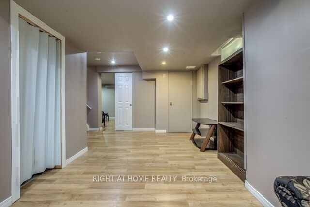 28 N Hettersley Dr