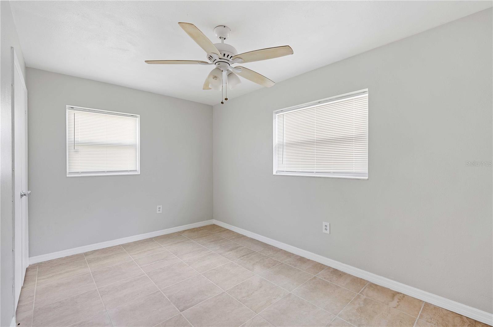 2112 Bassedena Circle W