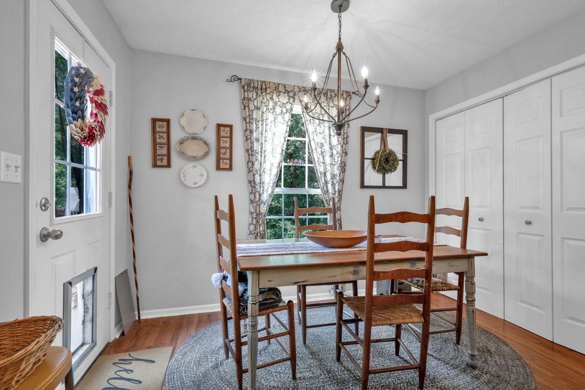 109 Whippoorwill Dr