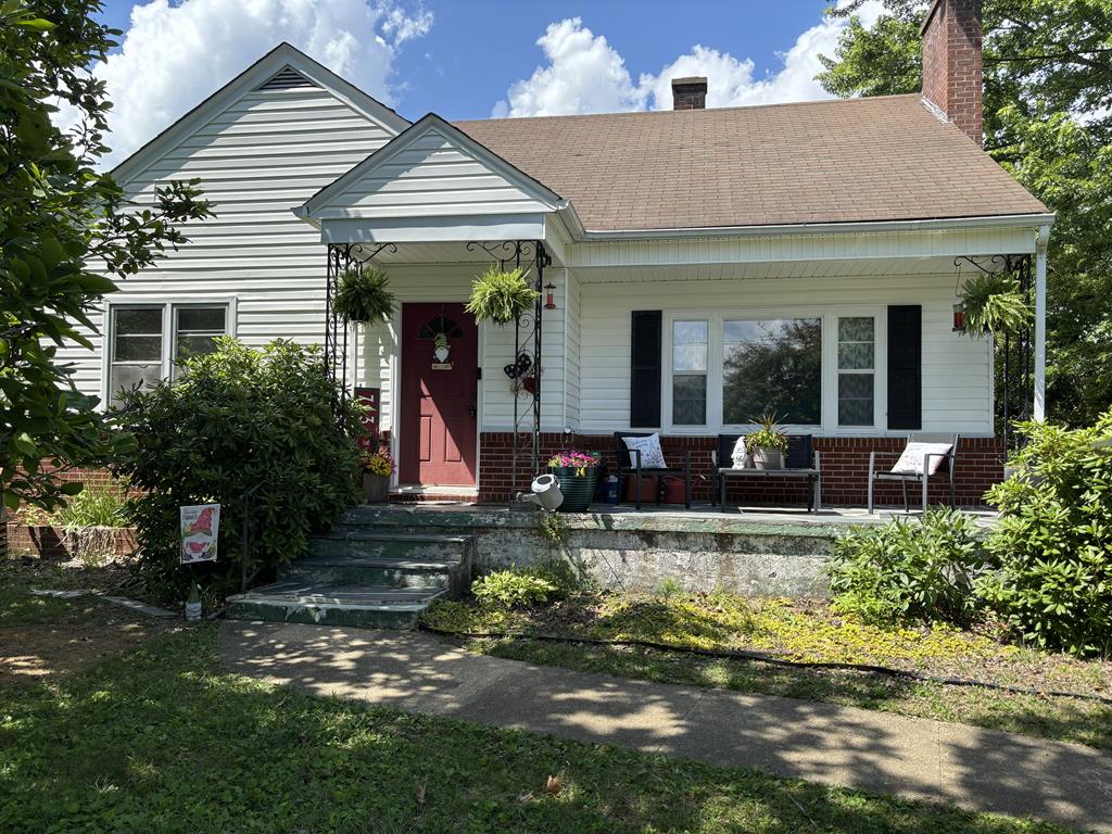 Charming In-Town Home with Endless Potential! Priced to sell! Don't miss this opportunity to own a spacious home full of character and potential in the heart of Independence! Conveniently located close to town amenities, this approximately 1,900 sq ft home offers plenty of living space, flexible room options and solid investment potential! Built in 1960, this home features 4 bedrooms with flexible space that could easily serve as 5th bedroom, nursery, office or oversized walk-in closet. Whether your looking for a primary residence, rental property, or renovation project, this home offers a fantastic opportunity to build equity and make it your own. Convenient location, generous living space and priced for a quick sale-schedule your showing today!
