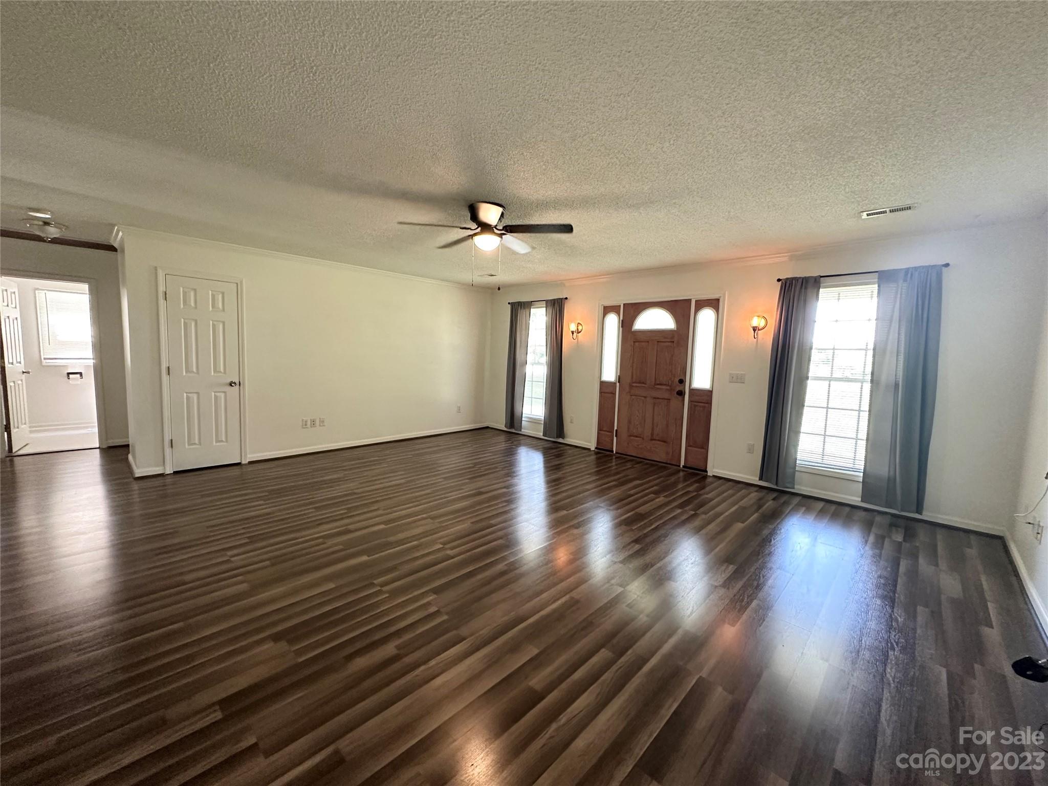 476 Legion Road