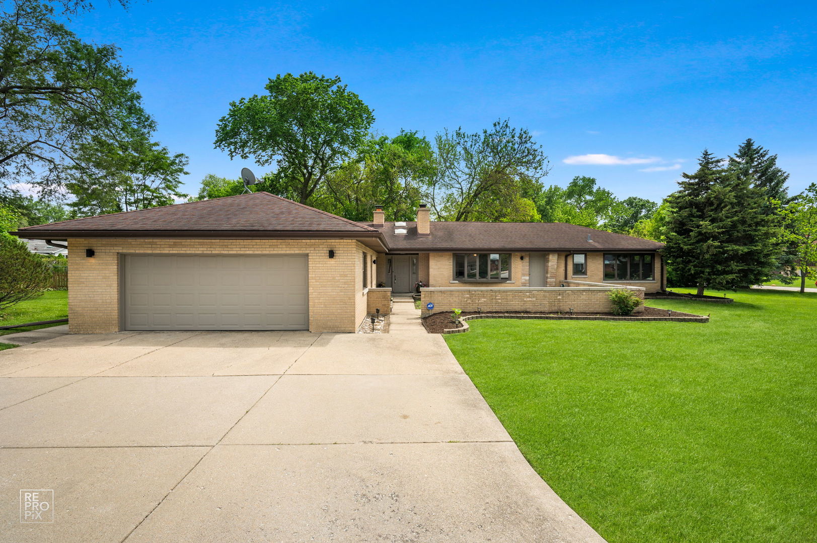 WELCOME TO THIS SOLID ALL BRICK SPRAWLING RANCH ON A LARGE CORNER LOT IN SOUGHT AFTER WHITE PINES SUBDIVISION! HOME FEATURES APPROX. 2521 SQ FT FIRST FLOOR PLUS 1193 FULL FINISHED BASEMENT, TWO FIREPLACE, FIRST FLOOR LAUNDRY ROOM, WELCOMING FOYER WITH SKYLIGHTS, LARGE LIVING ROOM W/FIREPLACE, THREE BEDROOMS, 2.1 BATHROOMS, OVERSIZED FAMILY ROOM W/STONE DRAMATIC FIREPLACE AND VAULTED CEILINGS, EXTRA LARGE DINING ROOM, FULL FINISHED BASEMENT WITH WET BAR, LARGE DECK FOR ALL YOUR SUMMER ENTERTAINMENT, RECENT UPDATES: ROOF 10 YEARS, FURNANCE 3 YEARS, CENTRAL AIR 3 YERS, WATER HEATER 1 YEAR, needs some TLC. SOLD AS IS CONDITION, Located just steps from Pines Park, White Pines Golf Course, and scenic walking/biking trails, with convenient access to major expressways, this home truly offers the best of both lifestyle and location. Don't miss the opportunity to make this exceptional home yours-schedule your showing today.