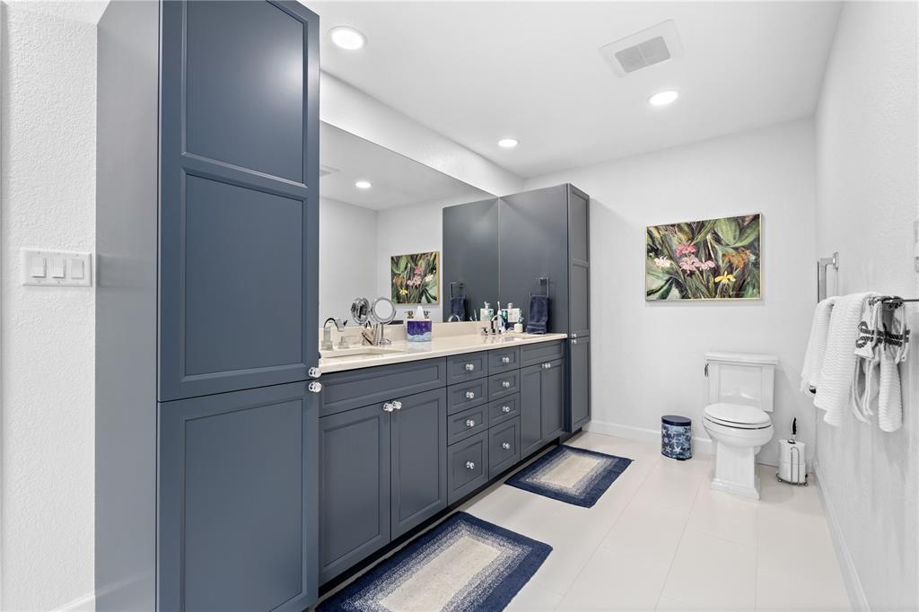 700 Old Compass Road