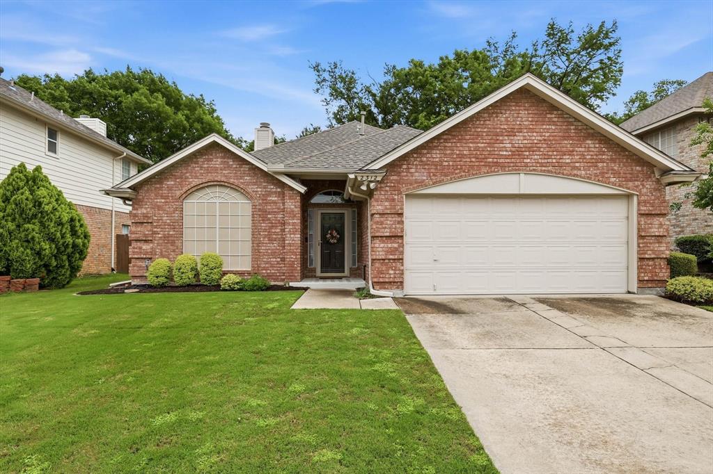 2312 Mapleleaf Lane, Flower Mound, TX