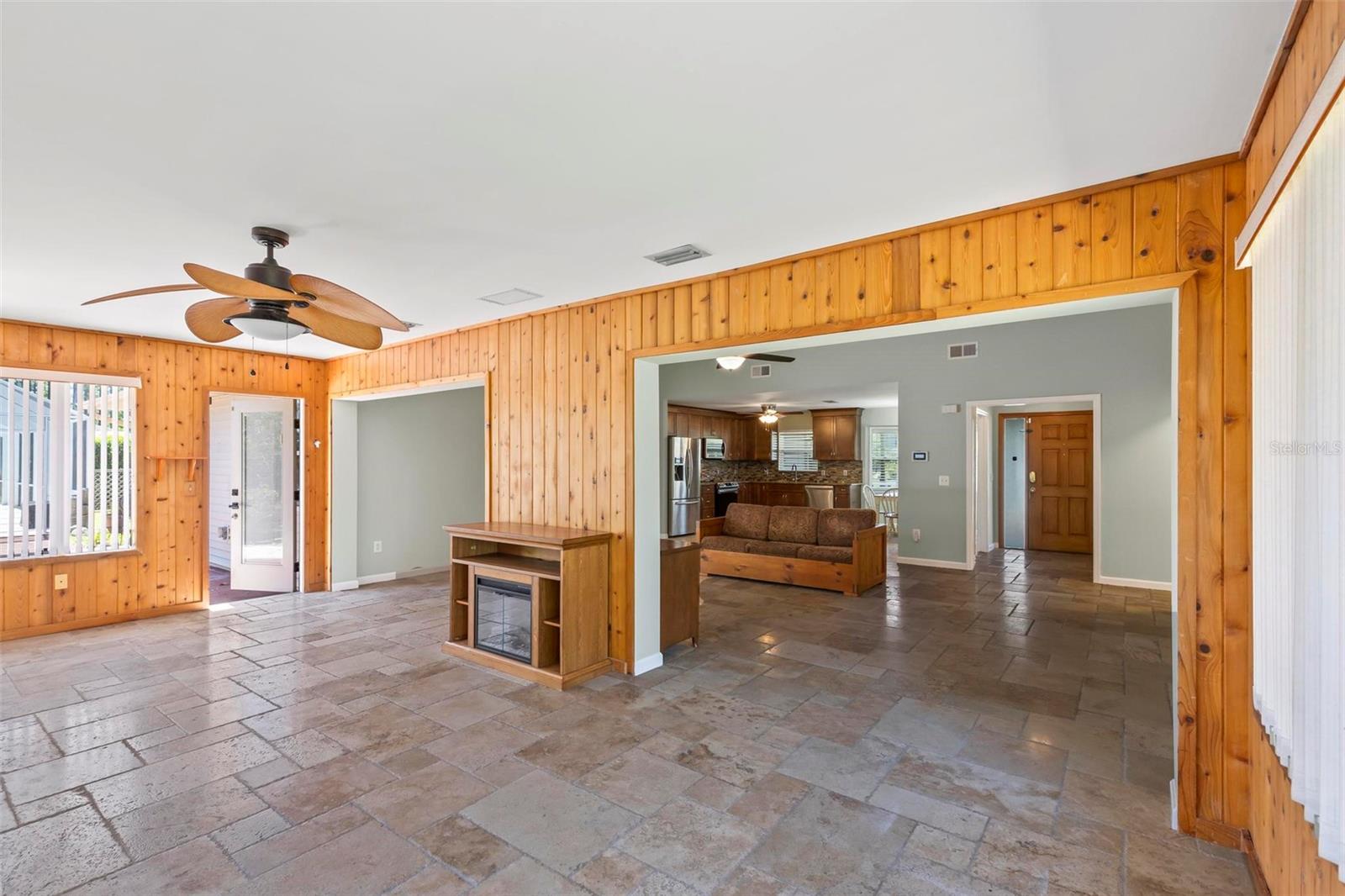 315 Beachway Drive