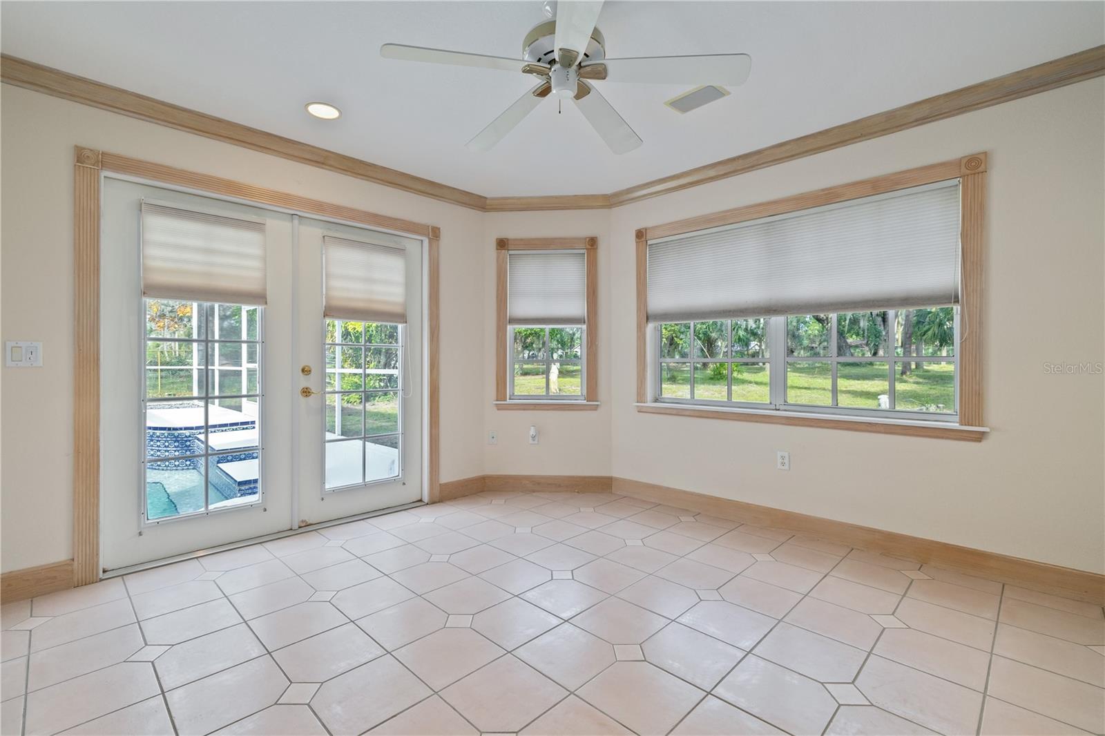 405 Chastain Road