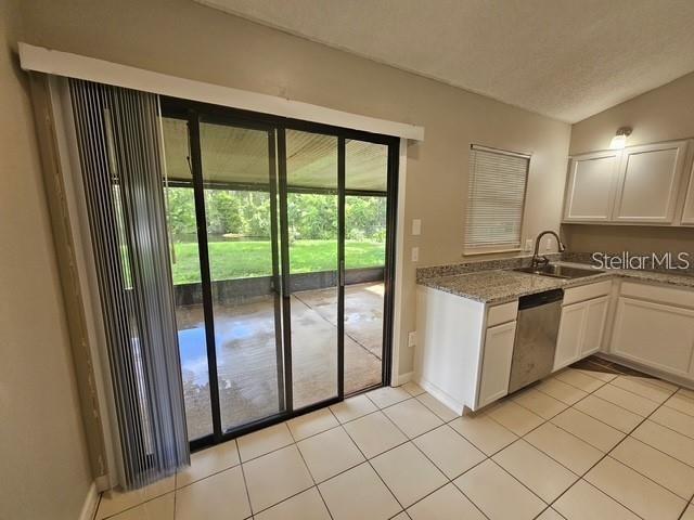 10148 Pink Carnation Court