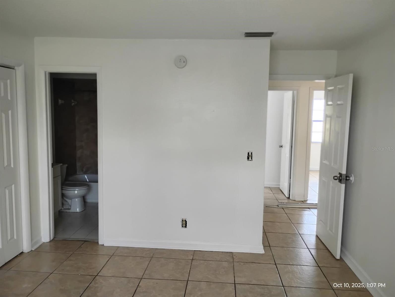 7210 N Manhattan Avenue 2624