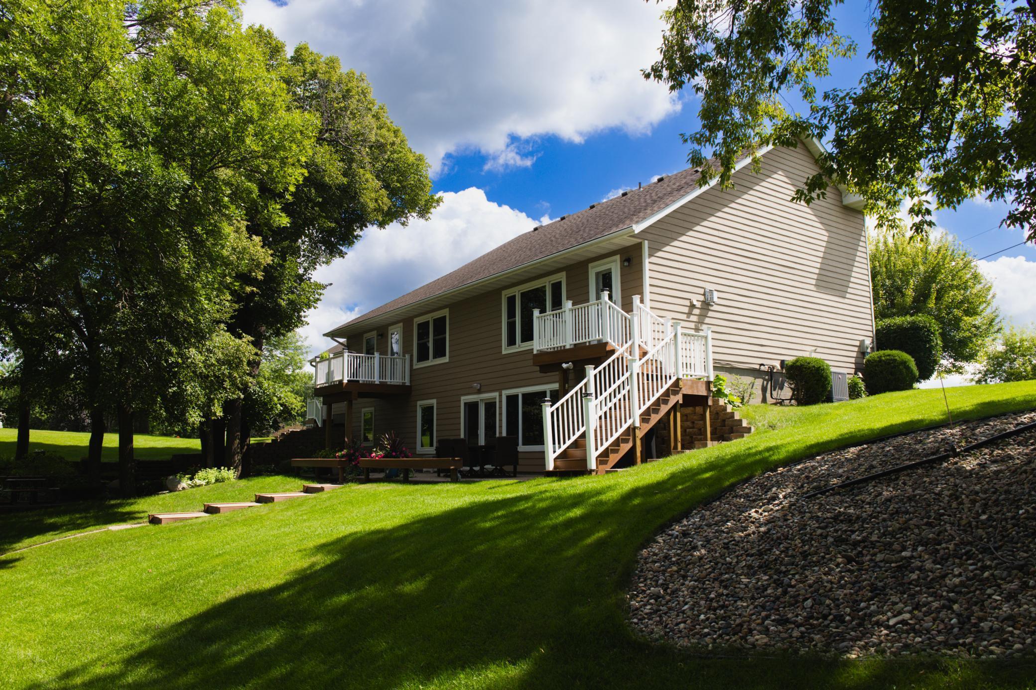 18724 Fall Ridge Road