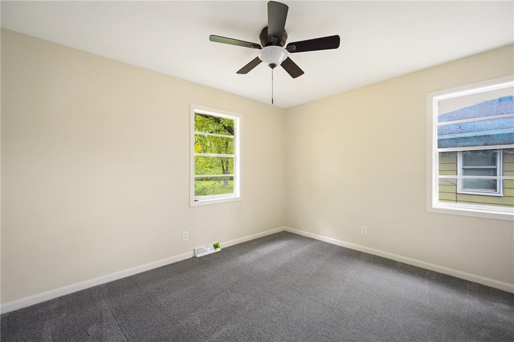 8032 Ne San Rafael Drive