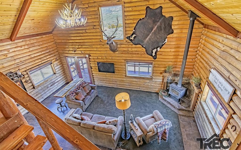 4 Whit Creek Rd