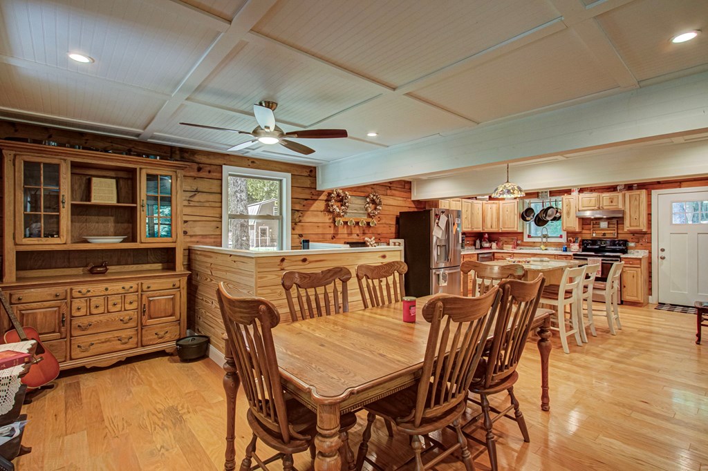 2240 Smith Mountain Rd