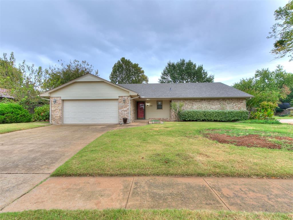 Very nice 3 bed, 2 bath home that sits on a corner lot. Hardwood flooring is beautiful in the main area and bedrooms are carpeted. Fresh paint throughout the home and updated lighting. Home has a large storm shelter. The backyard faces east so you can enjoy the evenings with the west sun. New Roof. No smoking and no pets. Lease period to be 12 months or longer. Tenant is responsible for yard care and all utilities.