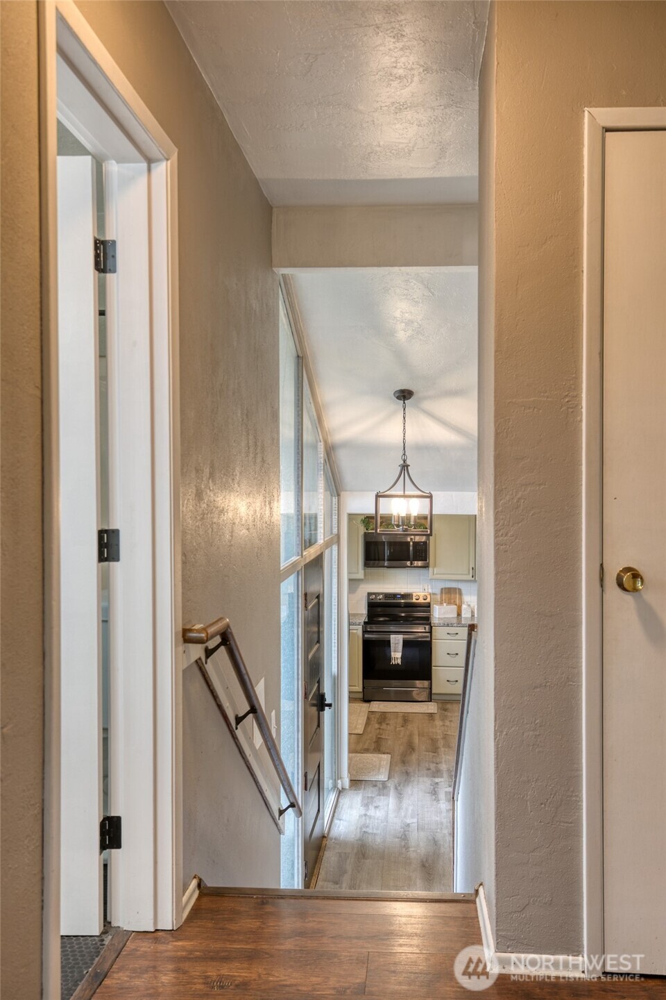 425 Beacon Hill Drive