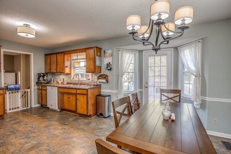 462 Deerfield Dr