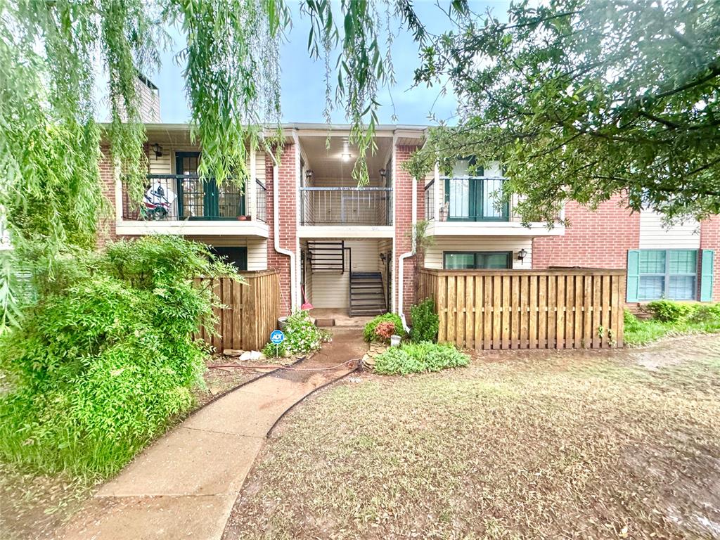 Remodeled 2 Bed, 2 Bath Condo with Pool Access Near Downtown OKCWelcome home to this beautifully remodeled 2-bedroom, 2-bathroom condo offering modern comfort and convenience. The open floor plan creates a bright, inviting atmosphere, perfect for both relaxing and entertaining.The kitchen comes equipped with essential appliances including a microwave, dishwasher, and range, while a washer and dryer are also included for your everyday ease. Each bedroom provides generous space and storage, and both bathrooms feature updated finishes for a fresh, modern feel.Located just minutes from the expressway and downtown Oklahoma City, you'll have quick access to shopping, dining, and entertainment.As a resident, you'll also enjoy the community pool, ideal for unwinding or spending time with friends and family on warm days.Property has Free water is included, tenants only responsible for electric!This condo offers the perfect blend of style, convenience, and low-maintenance living in a prime OKC location.