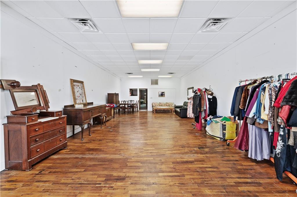 205 W Cherry Street