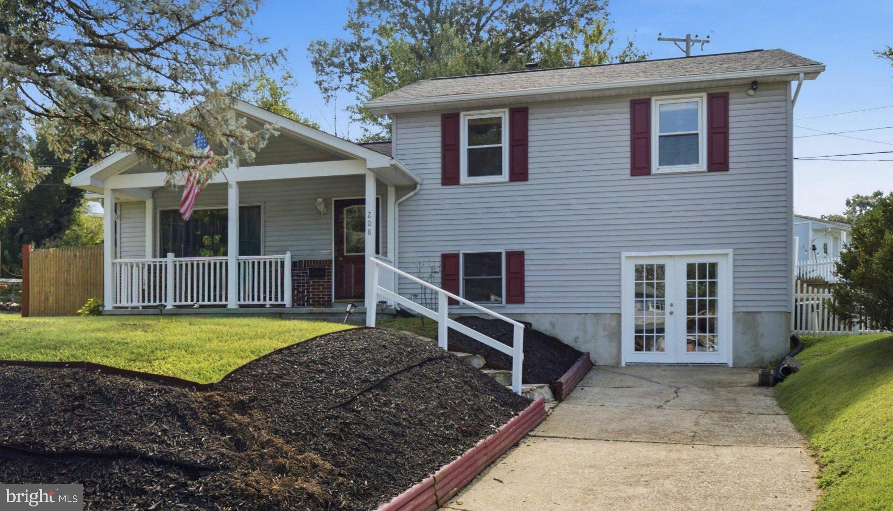 208 Devon Court