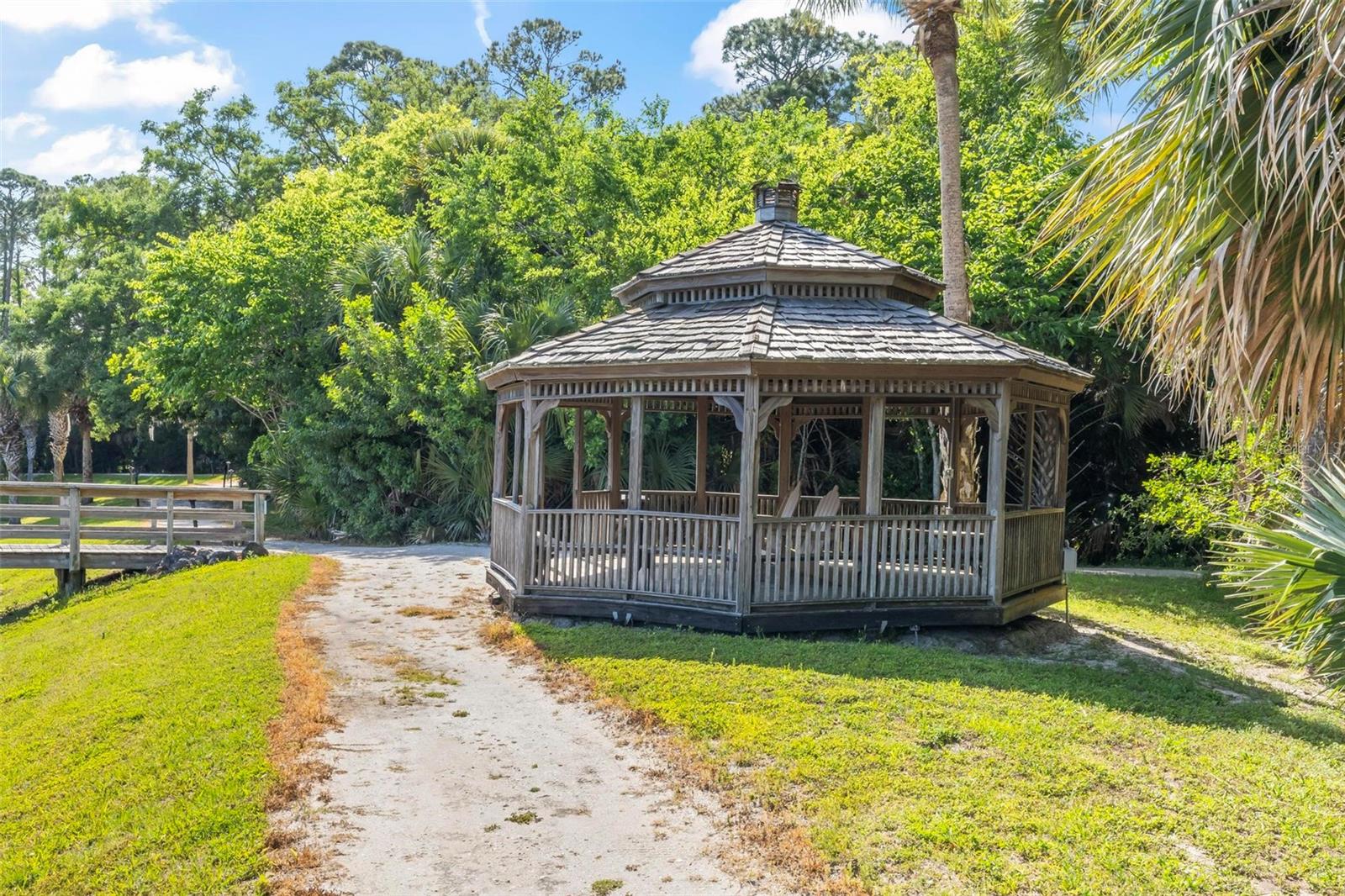 1100 Canopy Walk Lane 1111