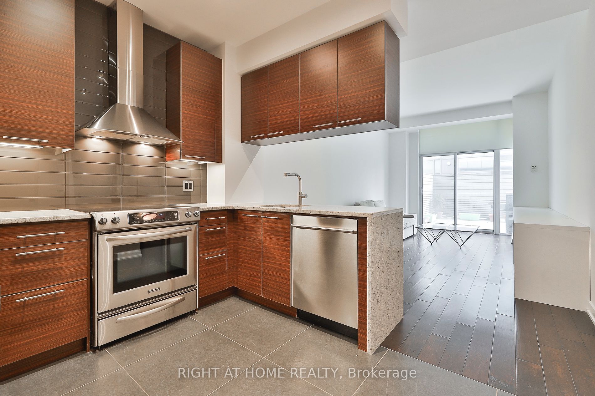 1 Market St 625