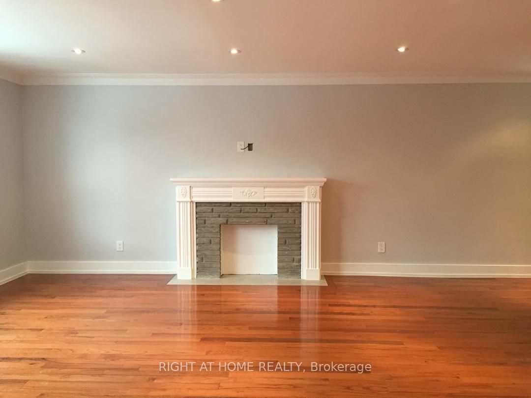 576 Davenport Rd Main