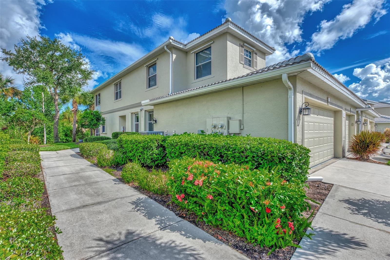 3423 Grand Vista Court 101