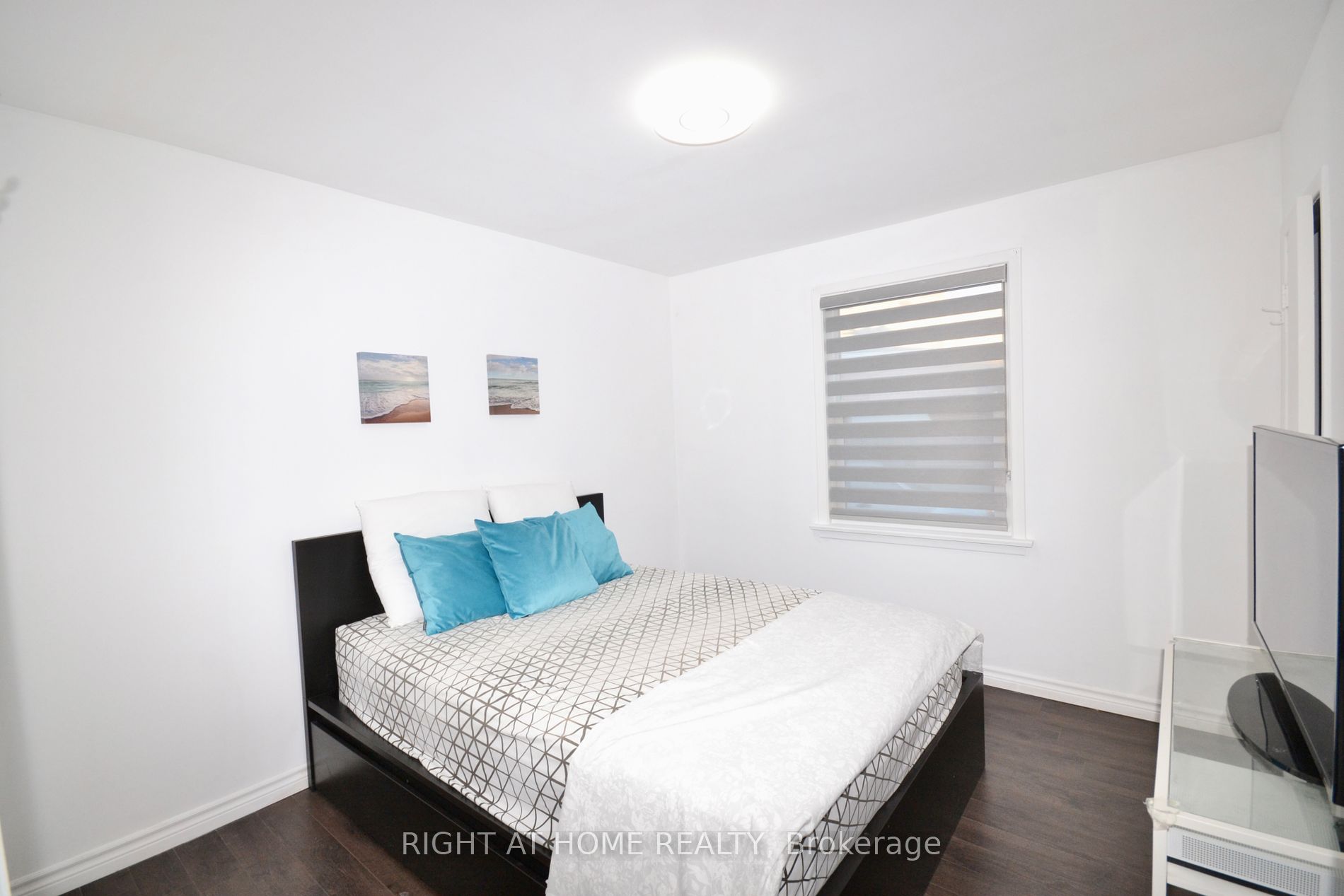 27 Cameo Cres