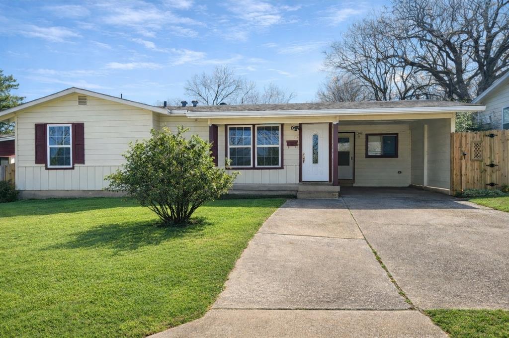 1716 Ridgewood Drive