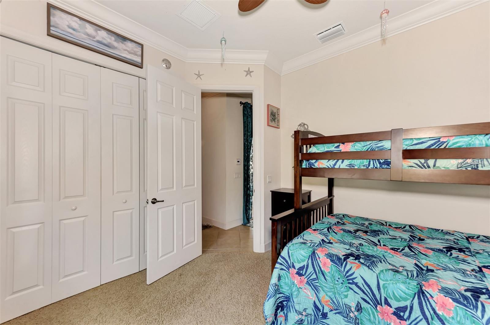 13104 Creekside Lane