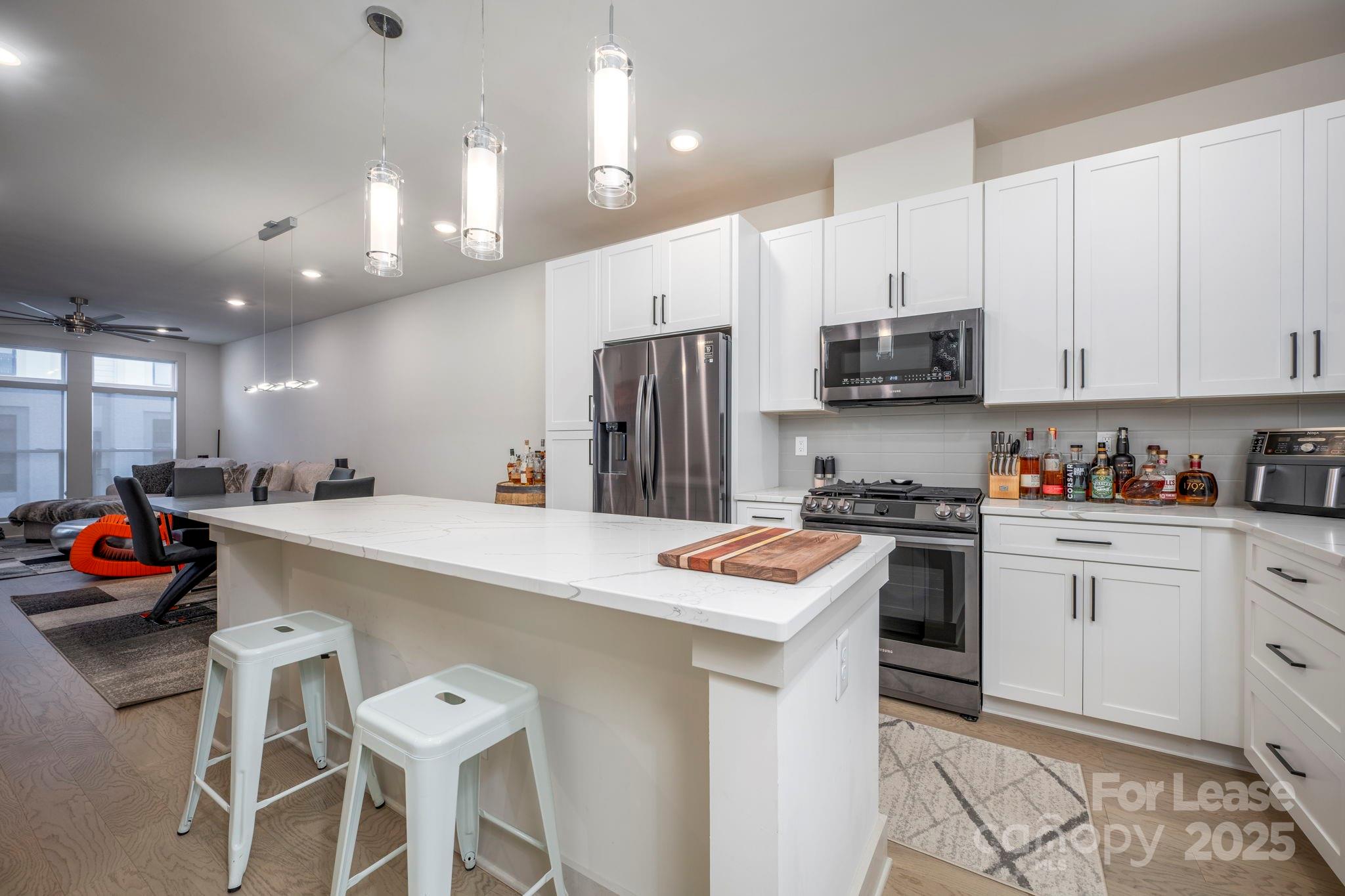 1033 Wesley Terrace Avenue