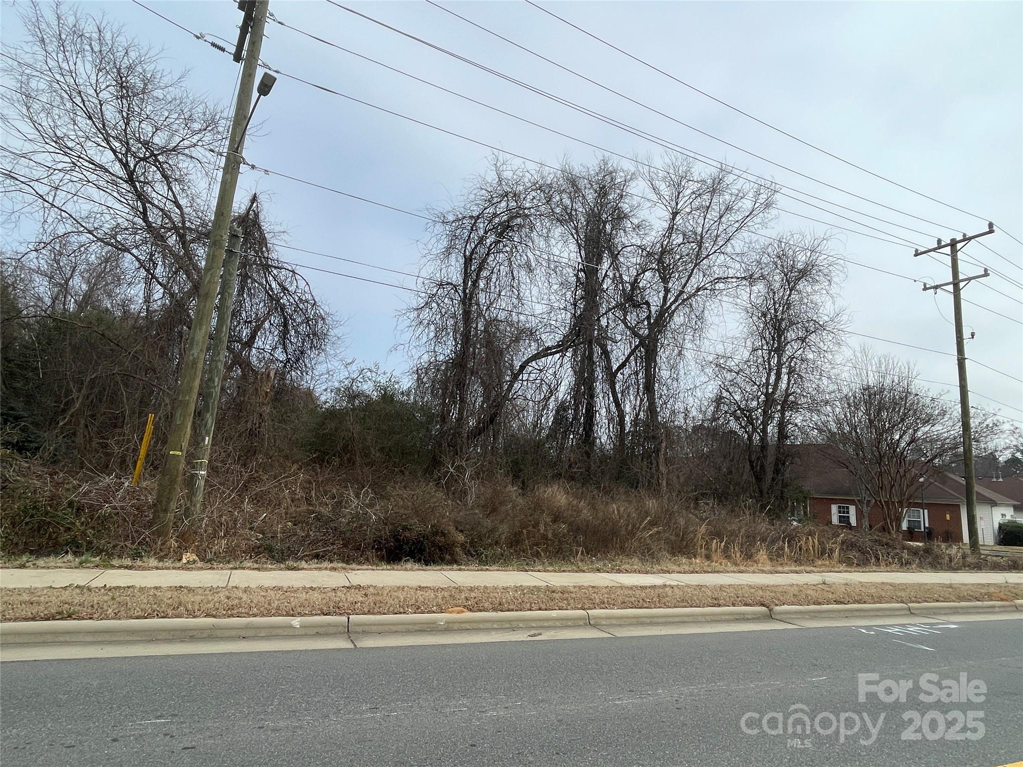 1900 Mineral Springs Road